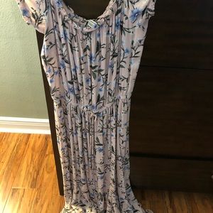 American Eagle Maxi floral dress